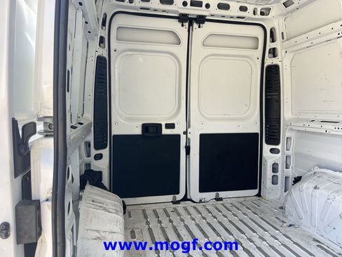Used 2025 RAM ProMaster 2500 w/ Convenience Group FWD image 22