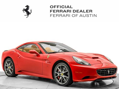 Certified 2010 Ferrari California RWD image 2