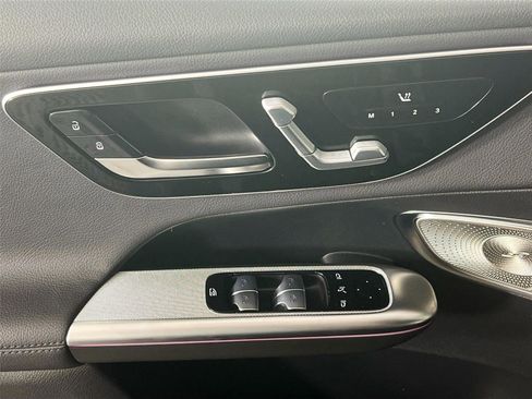 Certified 2026 Mercedes-Benz GLC 300 4MATIC image 18