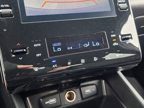 Certified 2024 Hyundai Santa Cruz SEL image 34