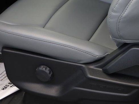 Used 2024 Ford F550 4x4 Regular Cab Super Duty image 20