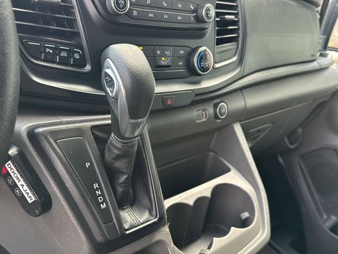 Used 2021 Ford Transit 350 XLT image 21