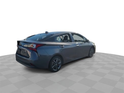 Used 2019 Toyota Prius L Eco image 8