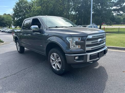 Used 2015 Ford F150 Platinum w/ Equipment Group 701A Luxury AWD/4WD image 7