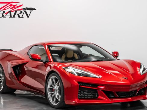 Used 2025 Chevrolet Corvette Z06 image 15