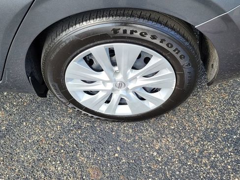Used 2025 Nissan Sentra S FWD image 8