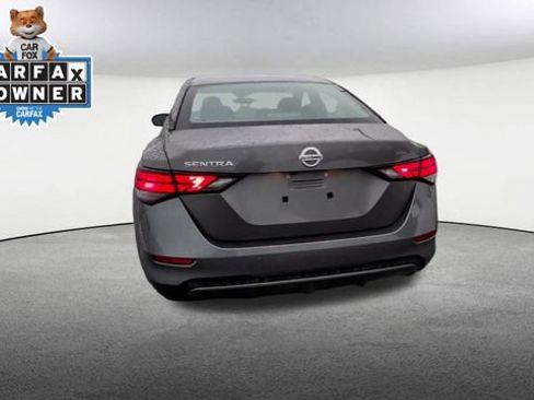 Used 2021 Nissan Sentra S image 8