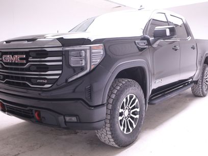 Used 2022 GMC Sierra 1500 AT4 w/ AT4 Preferred Package