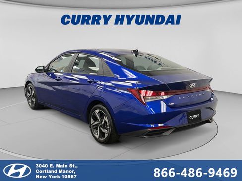 Certified 2023 Hyundai Elantra SEL w/ Convenience Package FWD image 3