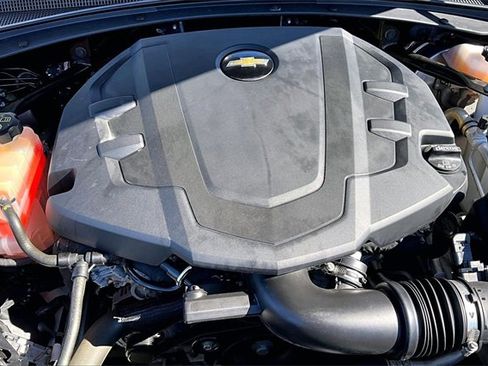 Used 2021 Chevrolet Camaro LT w/ RS Package image 30