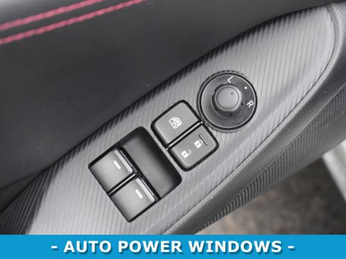 Used 2018 MAZDA MX-5 Miata RF Club image 7