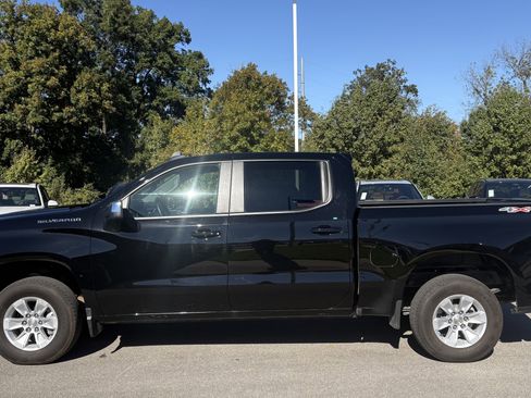 Used 2025 Chevrolet Silverado 1500 LT image 41