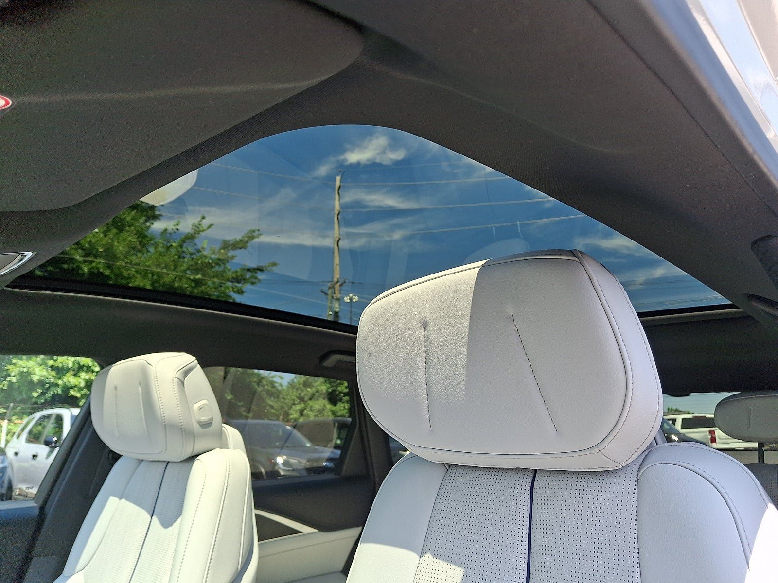 Certified 2024 Cadillac Lyriq Sport AWD/4WD image 13