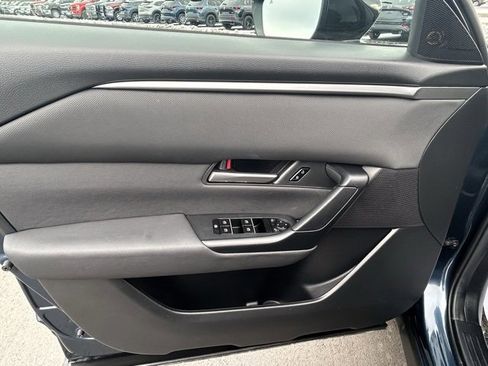 Certified 2025 MAZDA CX-50 2.5 Hybrid w/ Weather Package image 12