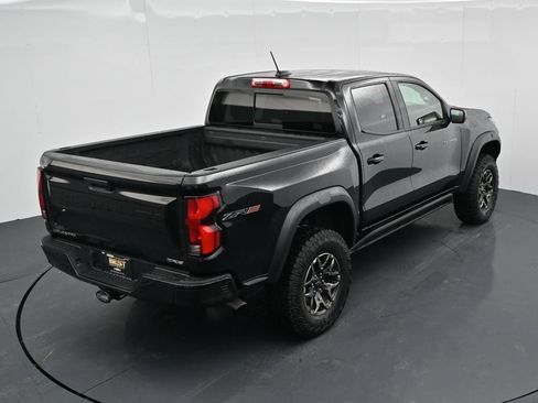 Used 2025 Chevrolet Colorado ZR2 AWD/4WD image 24