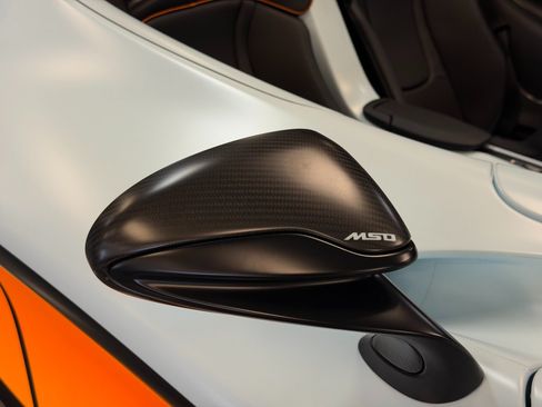 Used 2021 McLaren Elva RWD image 20