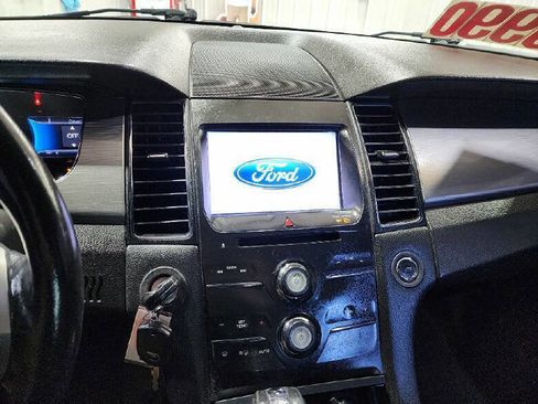 Used 2013 Ford Taurus SEL image 14