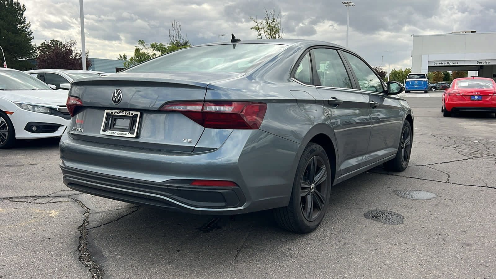 Certified 2022 Volkswagen Jetta SE FWD image 5