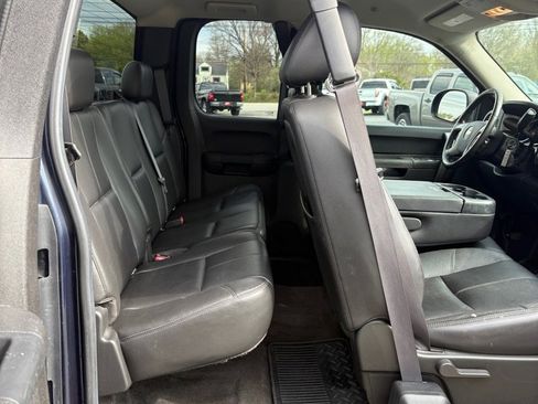 Used 2011 Chevrolet Silverado 1500 LT w/ All-Star Edition AWD/4WD image 12