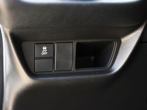 Certified 2024 Honda HR-V EX-L image 42