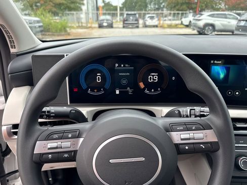 New 2026 Hyundai Tucson SE FWD image 17