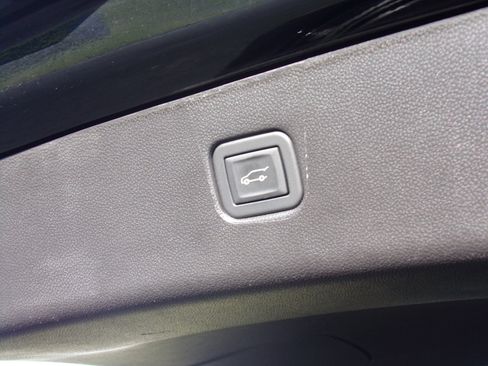 Used 2024 Chevrolet Blazer LT w/ Convenience Package image 27