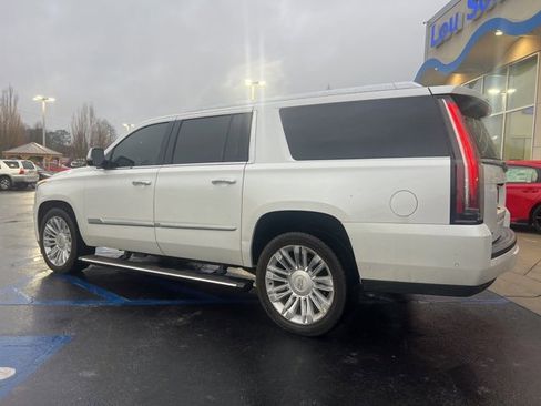 Used 2018 Cadillac Escalade ESV Platinum image 7
