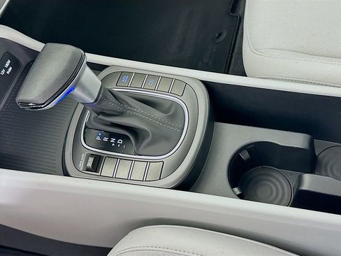 New 2026 Hyundai Kona SE image 14