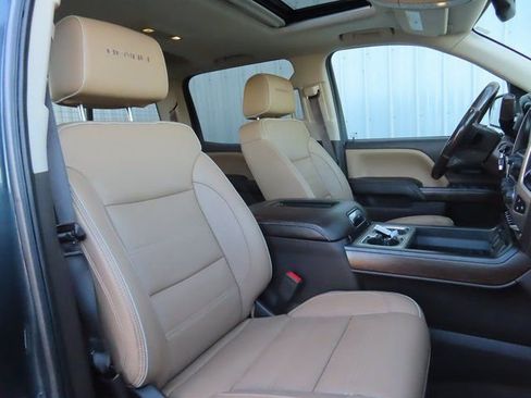 Used 2018 GMC Sierra 1500 Denali image 30