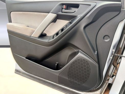 Used 2015 Subaru Forester 2.5i Premium image 22