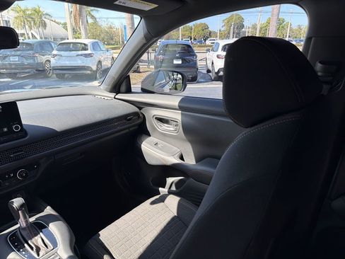 Certified 2024 Honda HR-V Sport image 11