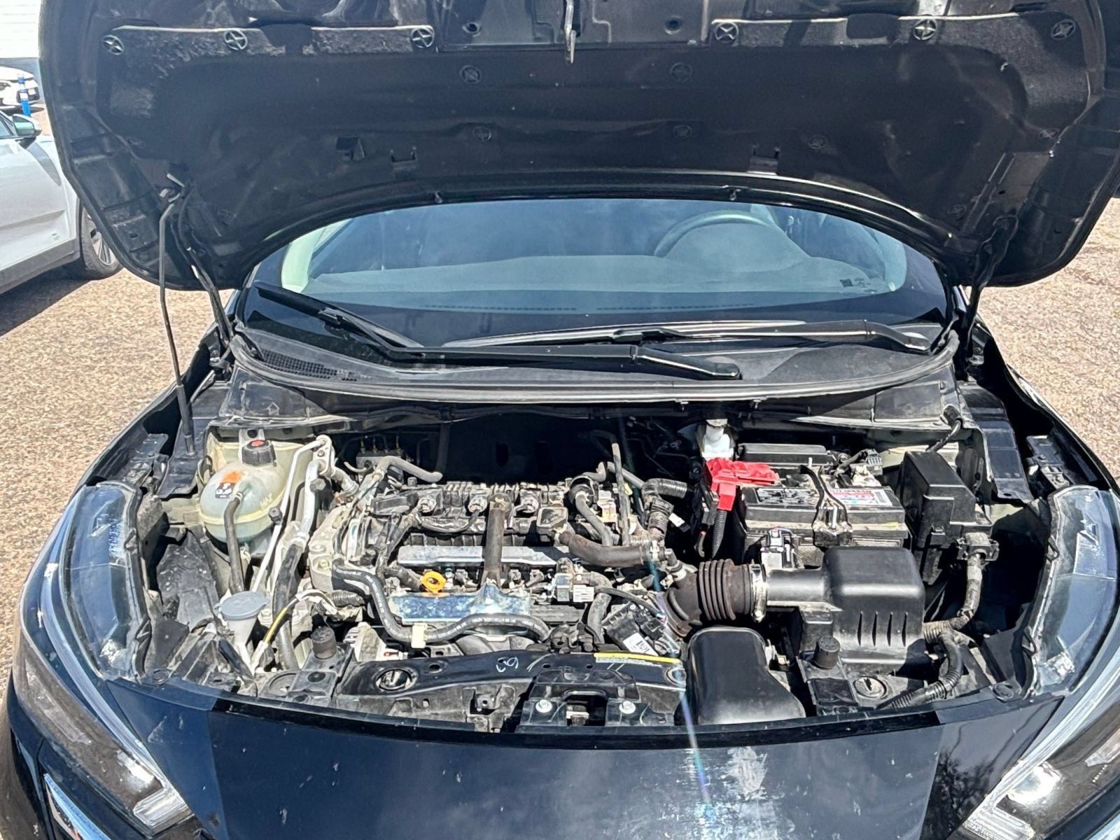 Used 2025 Nissan Versa SV FWD image 28