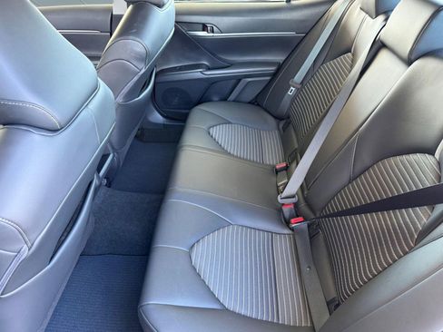 Used 2024 Toyota Camry SE image 23