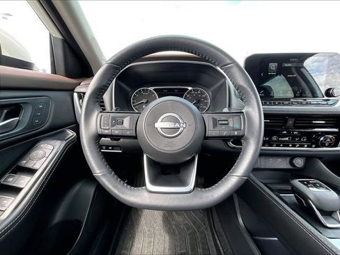 Used 2023 Nissan Rogue SL w/ SL Premium Package AWD/4WD image 17