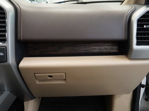 Used 2019 Ford F150 Lariat AWD/4WD image 37