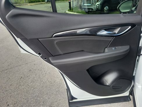 Used 2023 Buick Envision Preferred image 26