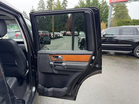 Used 2013 Land Rover LR4 HSE image 30