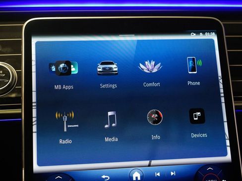 New 2026 Mercedes-Benz S 580 4MATIC Sedan image 26