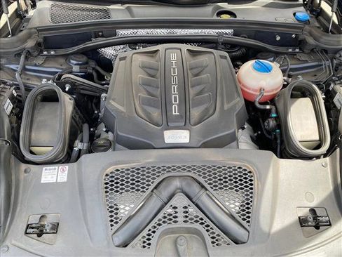 Used 2018 Porsche Macan S AWD/4WD image 29
