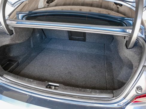 Used 2021 Volvo S60 T5 Momentum image 44