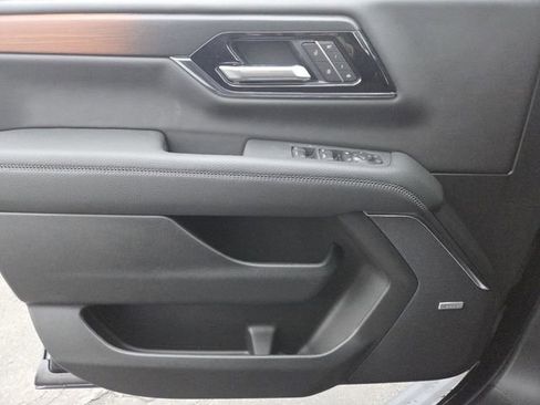 New 2026 GMC Yukon XL Denali w/ Sun & Power Step Package image 39