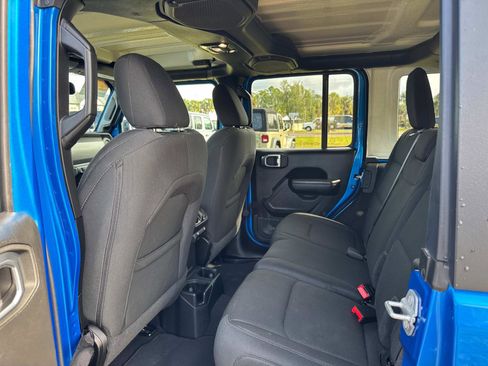 Certified 2021 Jeep Wrangler Unlimited Sport image 16