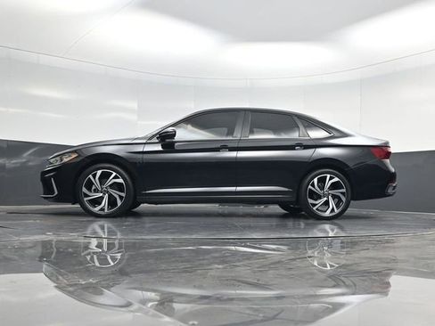 Used 2025 Volkswagen Jetta SEL FWD image 56