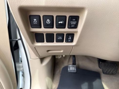 Used 2013 Nissan Pathfinder Platinum w/ Platinum Premium Pkg AWD/4WD image 29