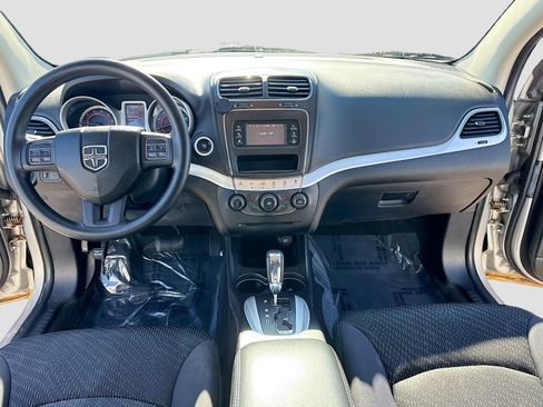 Used 2012 Dodge Journey American Value Package w/ Flexible Seating Group image 3