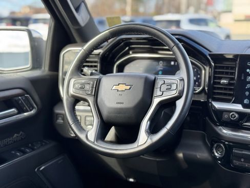 Used 2023 Chevrolet Silverado 1500 High Country w/ High Country Premium Package image 13