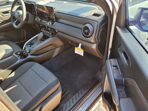 New 2026 Chevrolet Colorado W/T w/ WT Custom Package image 6