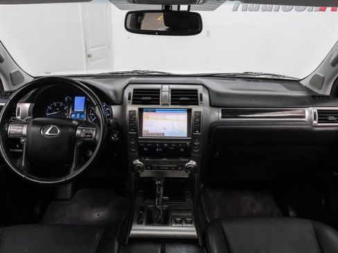 Used 2015 Lexus GX 460 image 16