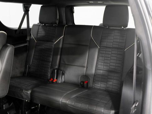 Used 2024 Cadillac Escalade ESV Sport Platinum w/ LPO, ONYX Package image 29