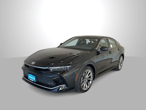 New 2026 Toyota Crown AWD/4WD image 1
